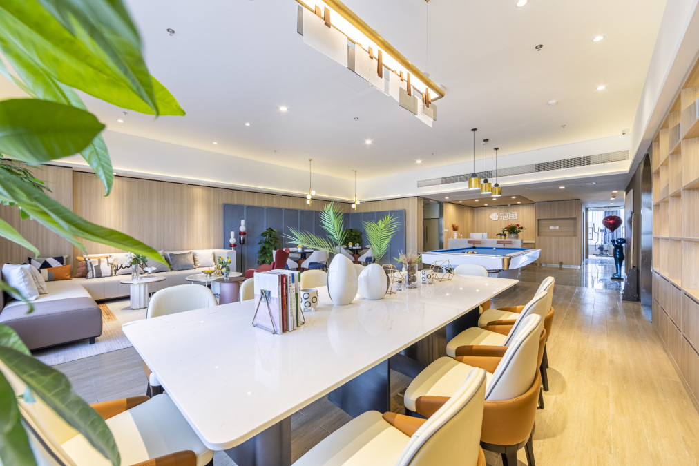 龙湖冠寓杭州滨江天街滨和路店