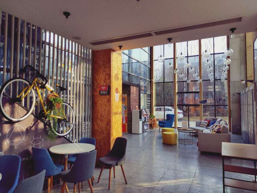 龙湖冠寓南京九竹路店